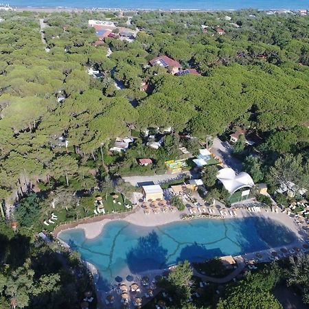 Le Esperidi Camping Ecoresort Marina Di Bibbona Bagian luar foto